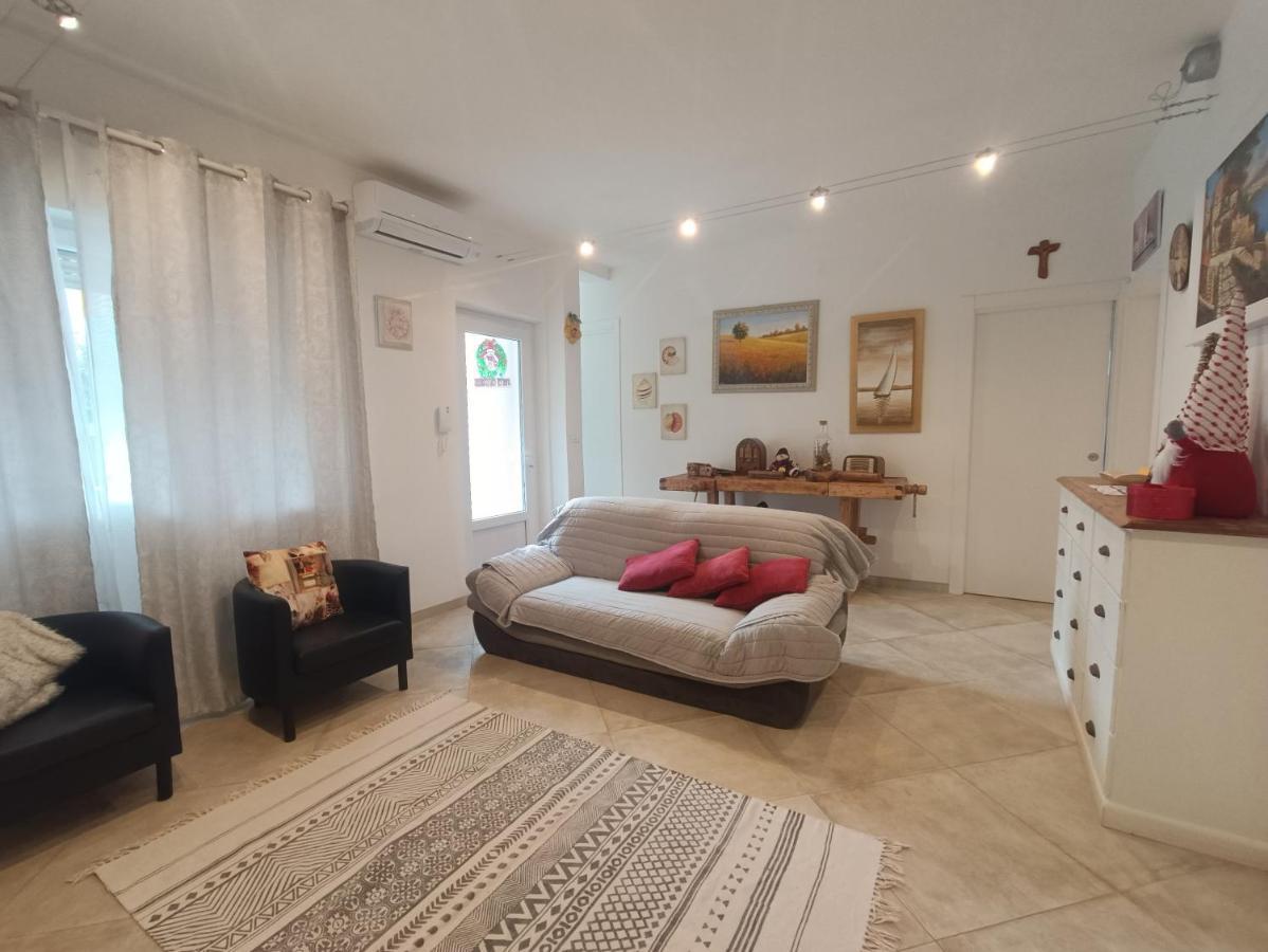 Il Don Minzoni 98 "Casa Vacanze" Lido di Camaiore Exterior foto