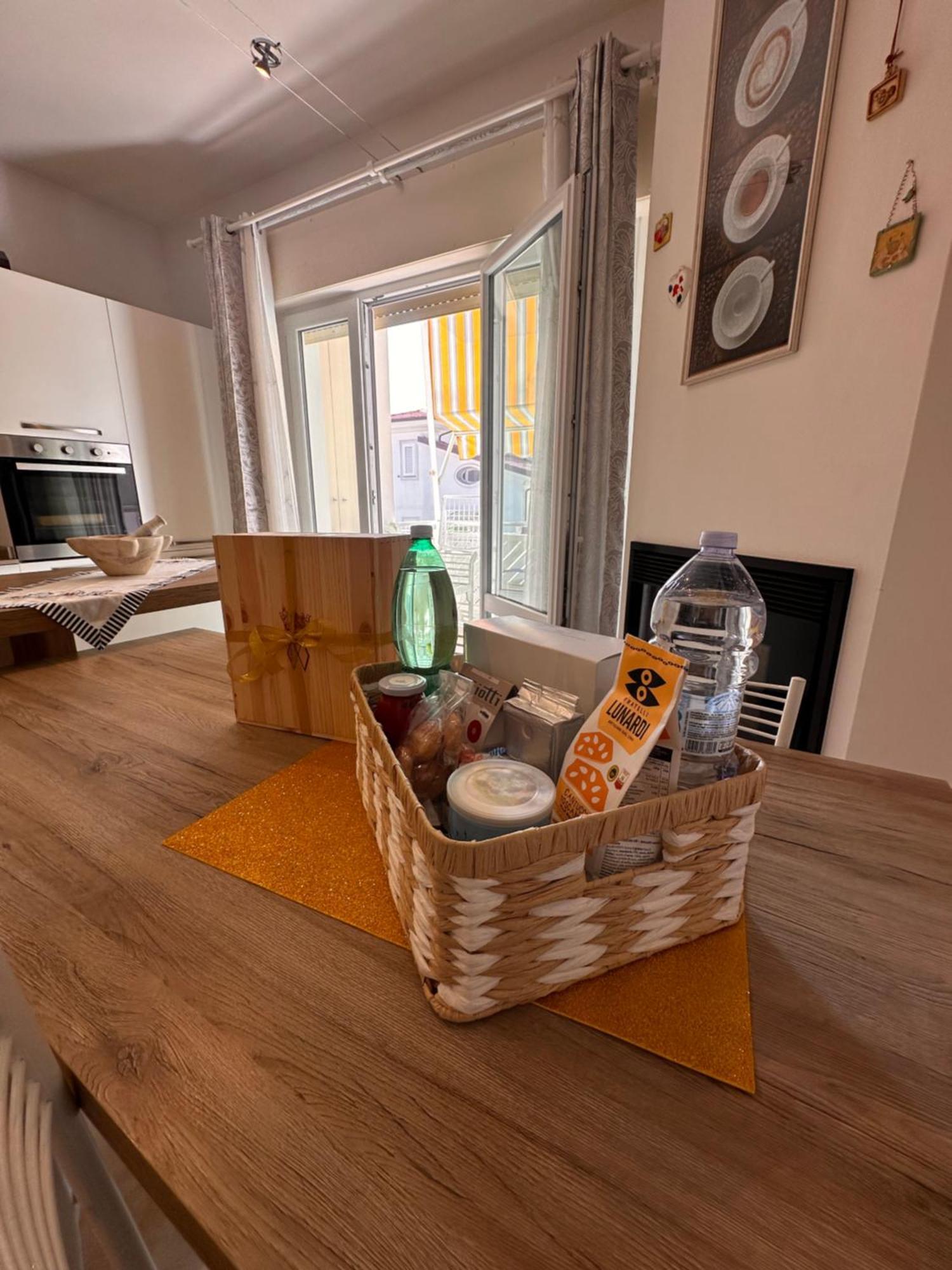 Il Don Minzoni 98 "Casa Vacanze" Lido di Camaiore Exterior foto