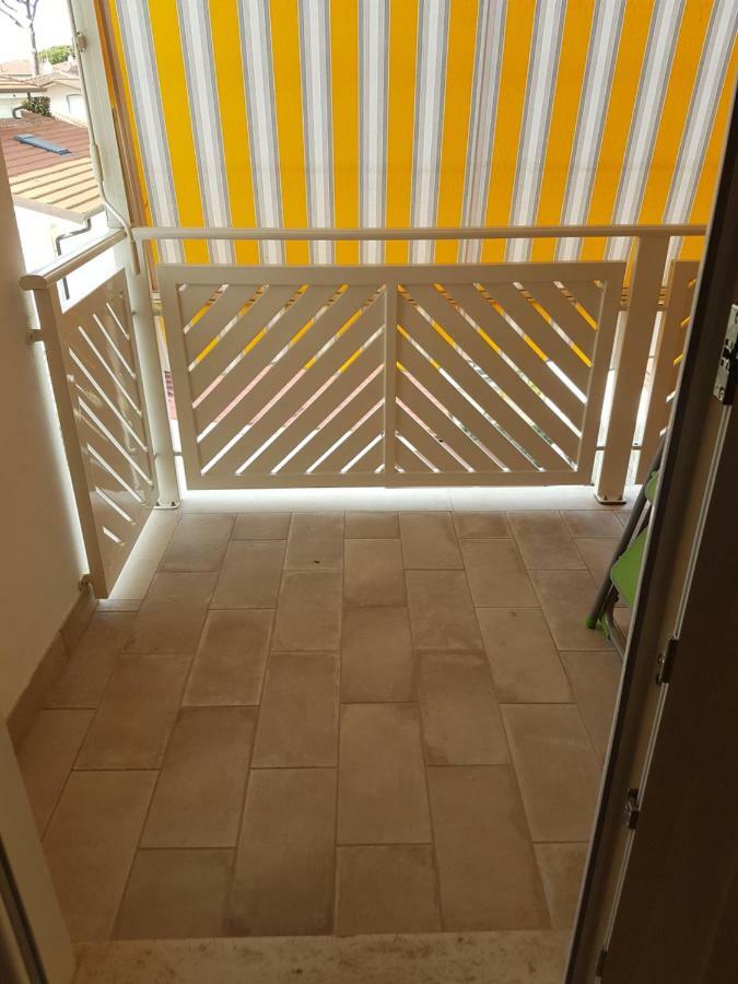 Il Don Minzoni 98 "Casa Vacanze" Lido di Camaiore Exterior foto